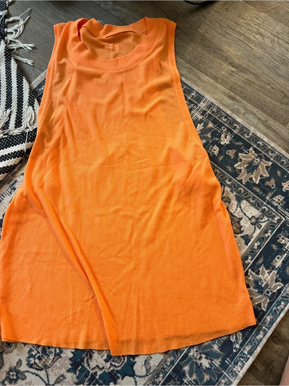 Alo Sleeveless Ribbed Tank Top - Bright Orange
